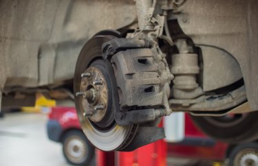 Замена колодок Тойота Хайлендер (подробные фото и видео)