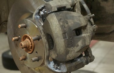 Ремонт тормозной системы, рулевого управления и подвески Тойота Камри V40 (подробные фото и видео)