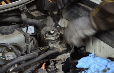 Замена топливного фильтра Тойота Лэнд Крузер Прадо 150