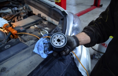 Замена масляного фильтра Toyota Prado 150