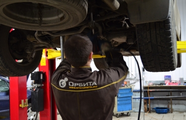 Замена втулок заднего стабилизатора Toyota Land Cruizer Prado 150