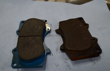 Замена тормозных колодок Тойота Ленд Крузер Прадо 150