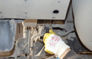 Замена втулок стабилизатора Тойота Хайлендер