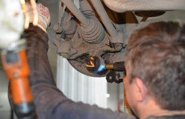 Замена сайлентблока заднего поворотного кулака Тойота Хайлендер