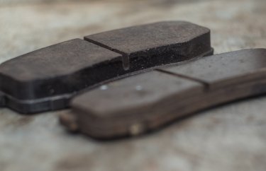 Замена тормозных колодок Тойота Прадо 150 (подробные фото и видео)