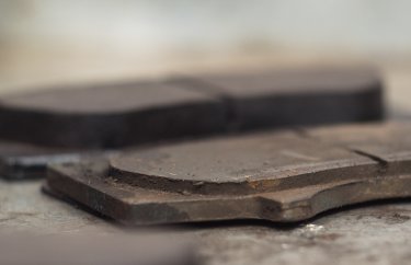 Замена тормозных колодок Тойота Прадо 150 (подробные фото и видео)