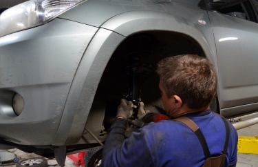 Тойота Рав 4 ТО и ремонт подвески (подробные фото)