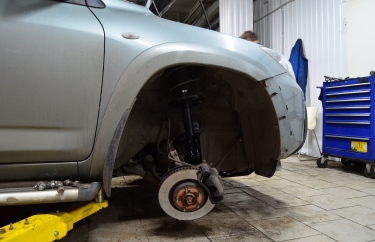 Тойота Рав 4 ТО и ремонт подвески (подробные фото)