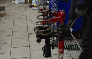 Тойота Рав 4 ТО и ремонт подвески (подробные фото)