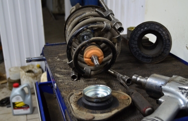 Тойота Рав 4 ТО и ремонт подвески (подробные фото)