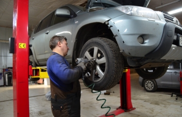 Тойота Рав 4 ТО и ремонт подвески (подробные фото)