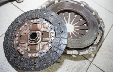 Износ диска и корзины сцепления Тойота Королла