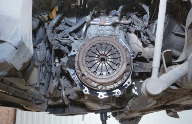 Замена корзины сцепления Тойота Королла