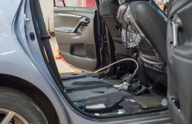 Замена топливного фильтра Тойота Версо (подробные фото)