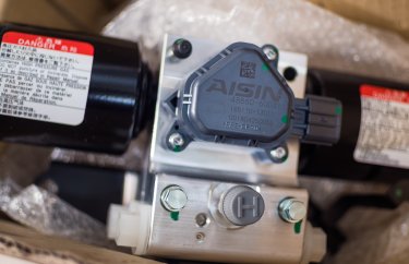 Замена блока KDSS Ленд Крузер Прадо 150 (подробные фото и видео)