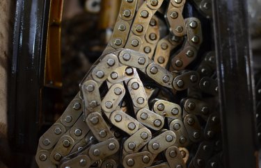 Растянутая цепь Тойота Секвойа