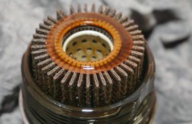 Замена масляного фильтра Тойота Рав4